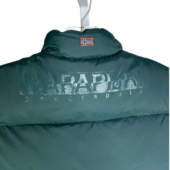 Napapijri Puffer Vest Womens 12 Green/Yellow Reversible Full Zip Pocket Front - Picture 6 of 10